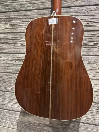 Martin Guitars - HD-28 1997 2